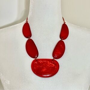 NWT Style & Co red resin statement retro necklace🎉❤️
